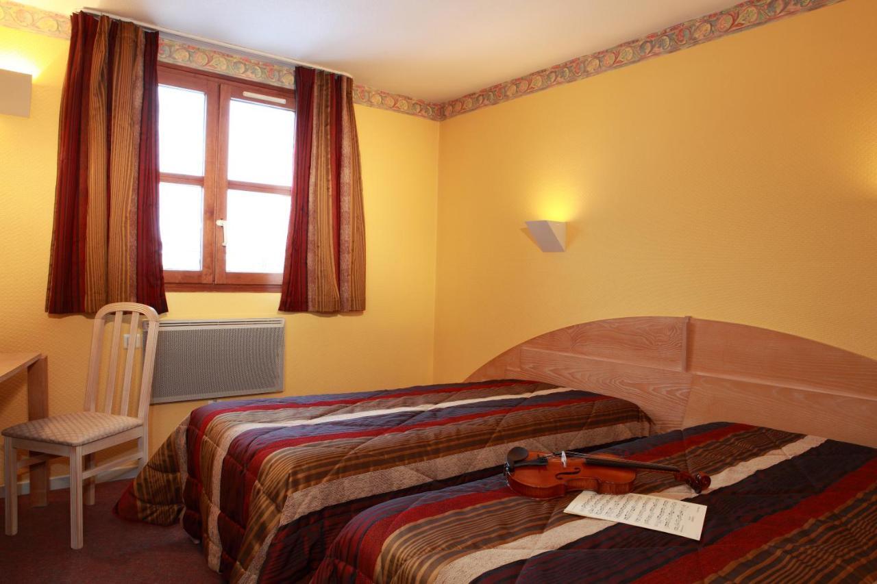 Logis Le Luth Mirecourt Exterior foto